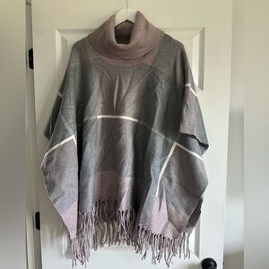 House of Harlow 1960 Fringed Poncho NWT